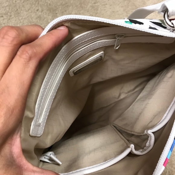 Rosetti spring themed cross body - Picture 5 of 7